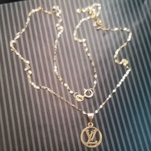 Gold LV Circle Pendant Necklace - Women Jewelry